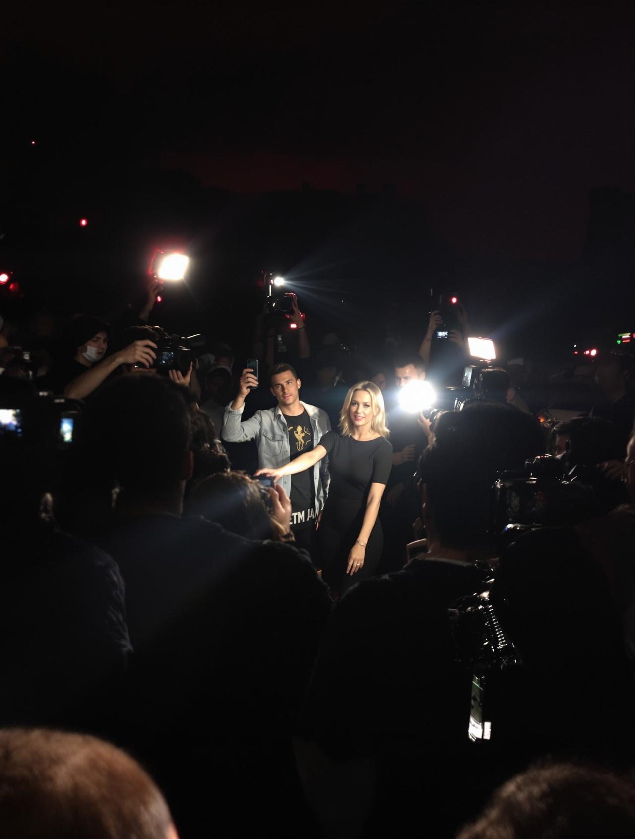 今日吃瓜在线-深夜约会现场曝光-出轨瓜精选图片